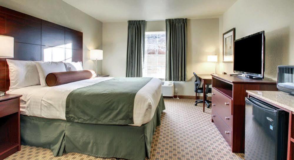 Cobblestone Inn & Suites - St Marys St. Marys Exteriér fotografie